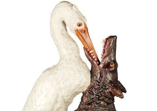 Lobo e grou em cerâmica